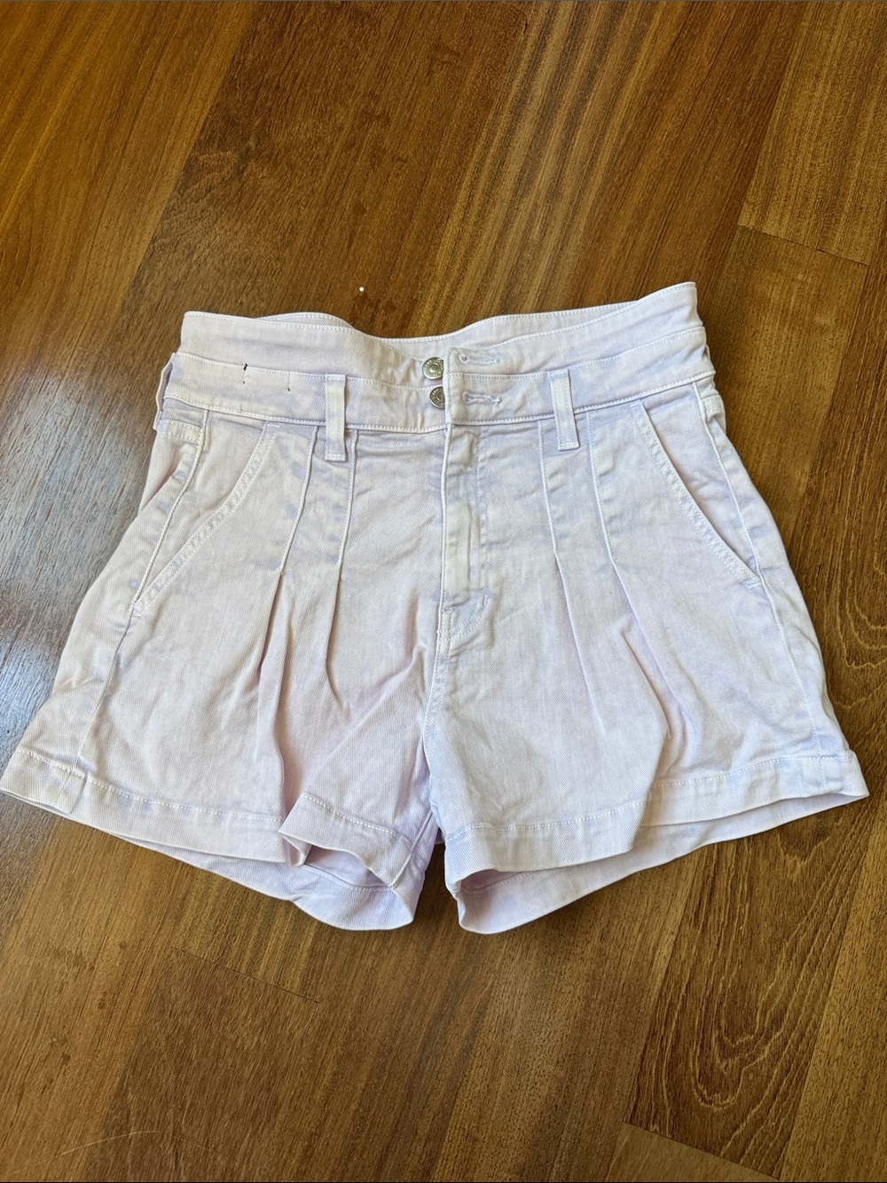 Veronica Beard Light Pink High-Waist Pleated Shorts